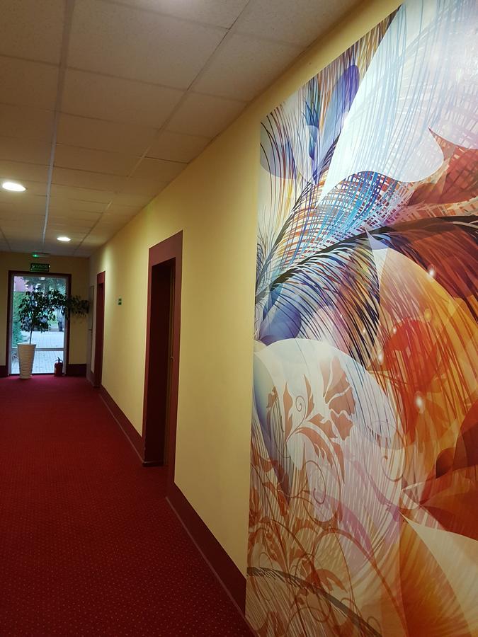 Chrobry Hotel Szprotawa Ngoại thất bức ảnh