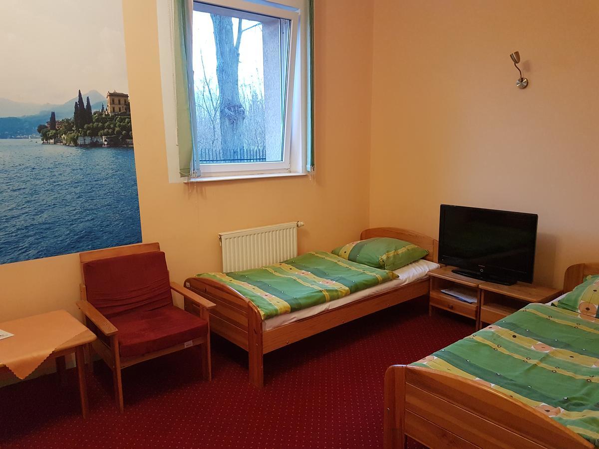 Chrobry Hotel Szprotawa Ngoại thất bức ảnh