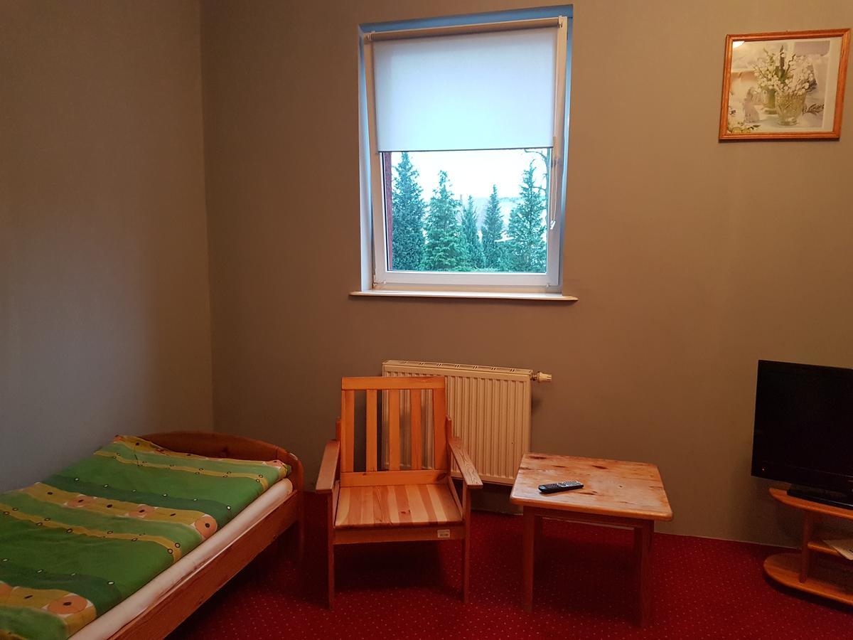 Chrobry Hotel Szprotawa Ngoại thất bức ảnh