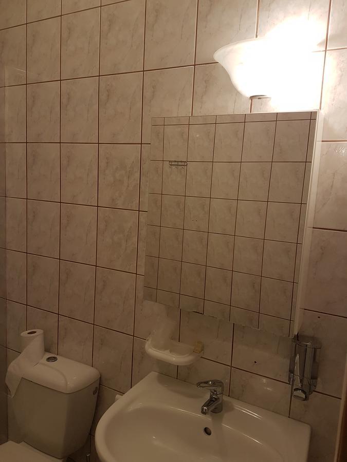 Chrobry Hotel Szprotawa Ngoại thất bức ảnh