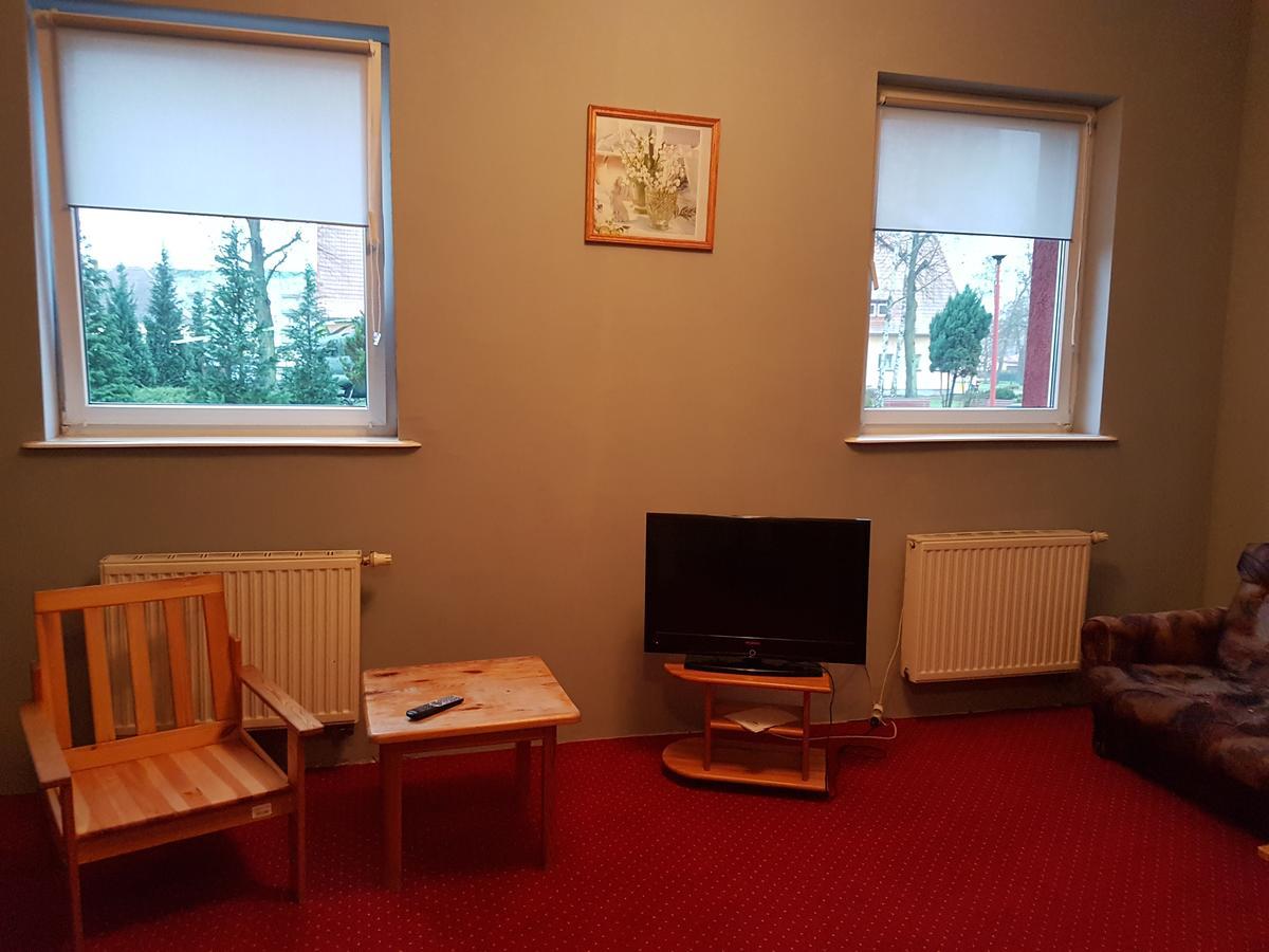 Chrobry Hotel Szprotawa Ngoại thất bức ảnh