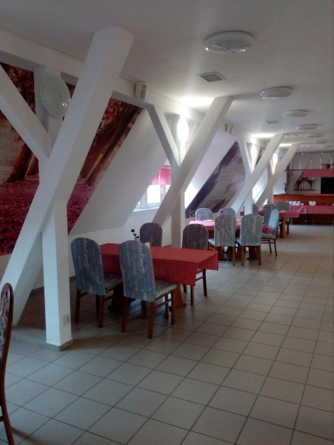 Chrobry Hotel Szprotawa Ngoại thất bức ảnh