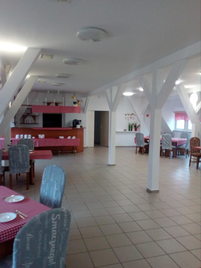 Chrobry Hotel Szprotawa Ngoại thất bức ảnh